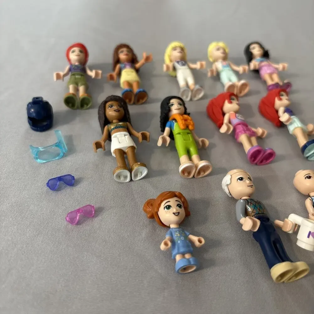Lego Friends Random Female Girl Accessories Minifigures Marcel Ava, Lot of 12